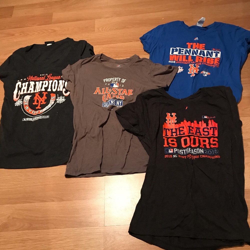 Lot of 4 Mets shirts